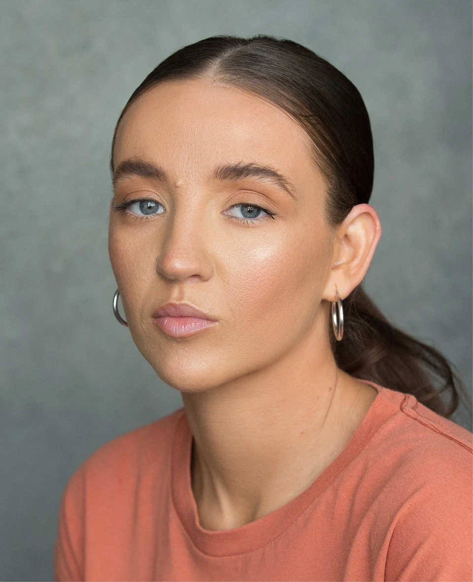 Ashlie Robinson · photograph by Michael Shelford