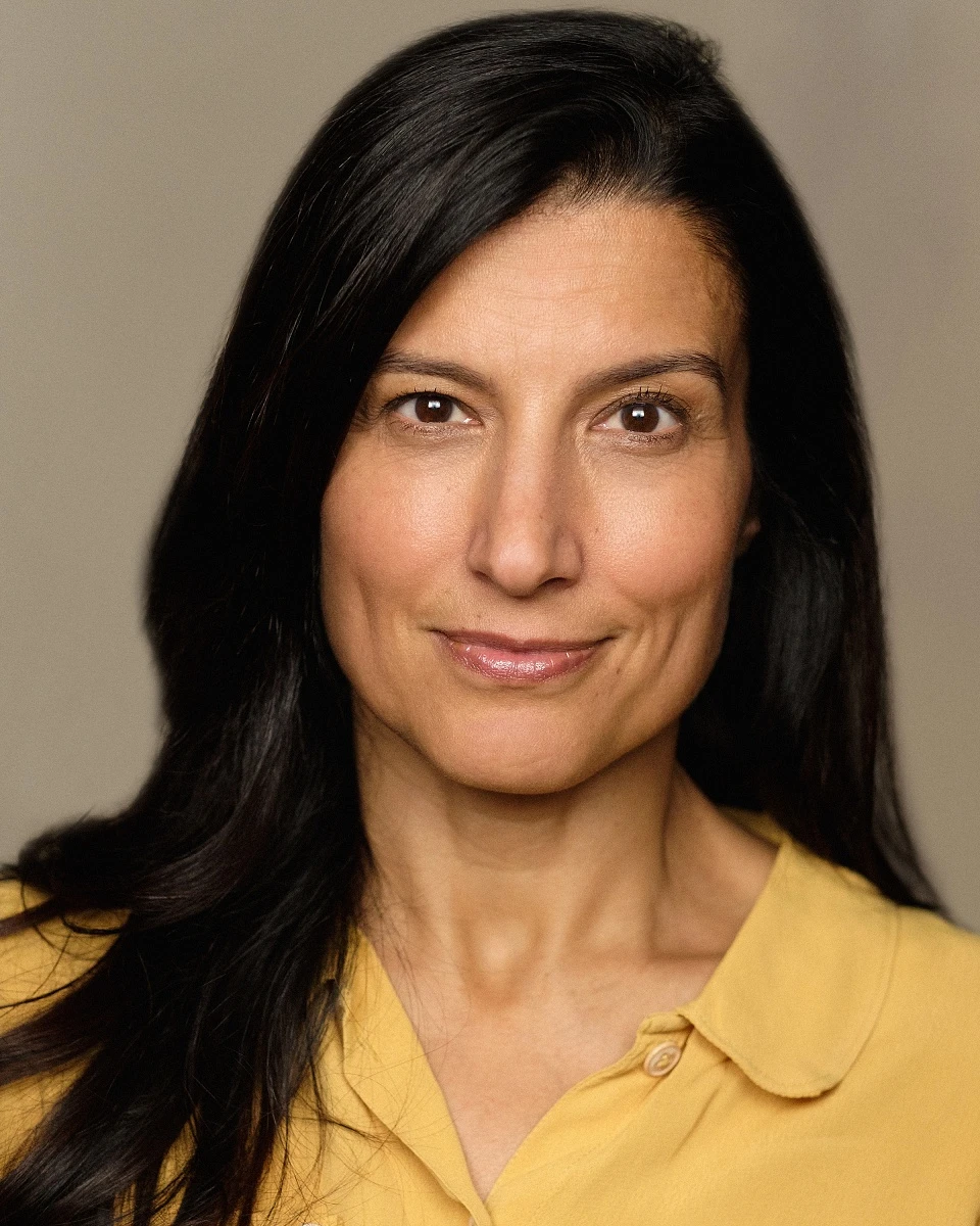 Nasreen Hussain · photograph by Wolf Marloh