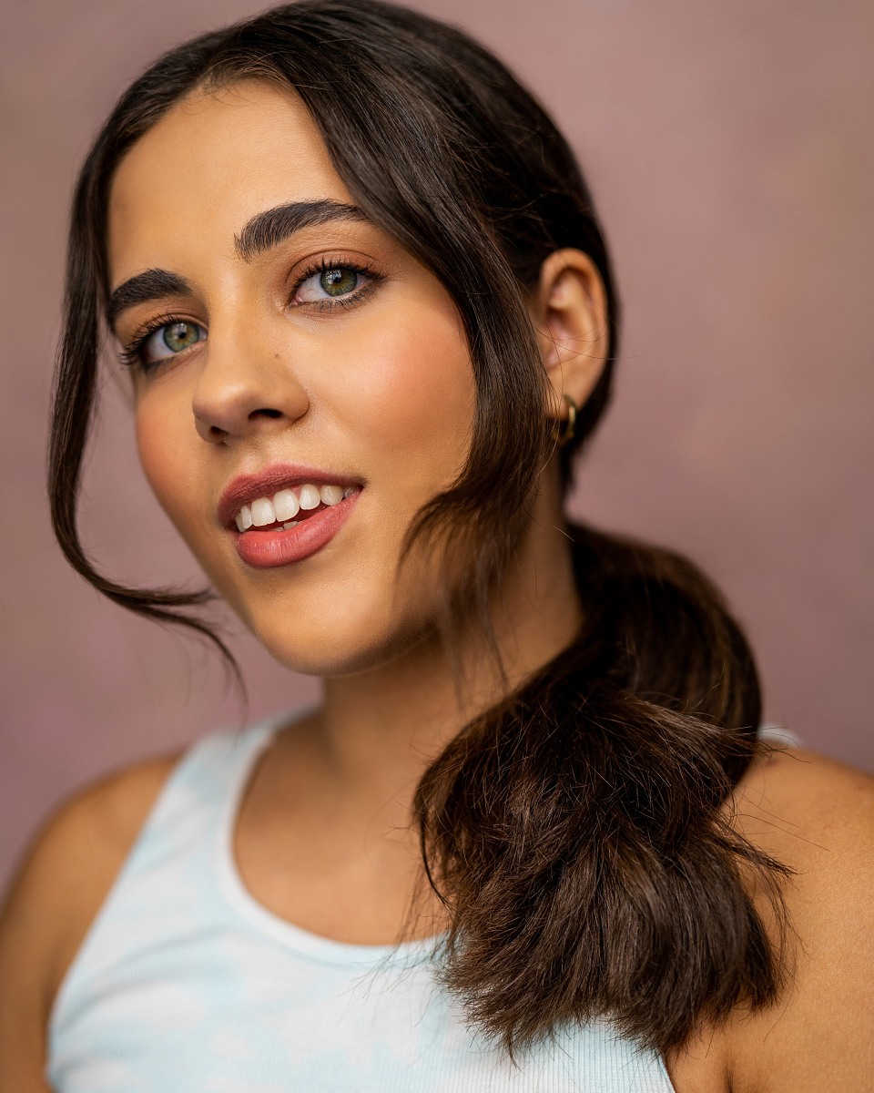 Shaira Berg · photograph by YellowBellyPhoto
