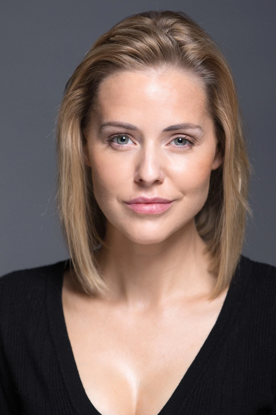 Stephanie Waring · photograph by Tony Craig